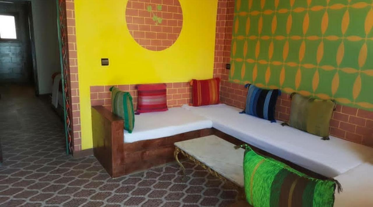 Complexe Rueda Hotel Ouslaf Kültér fotó